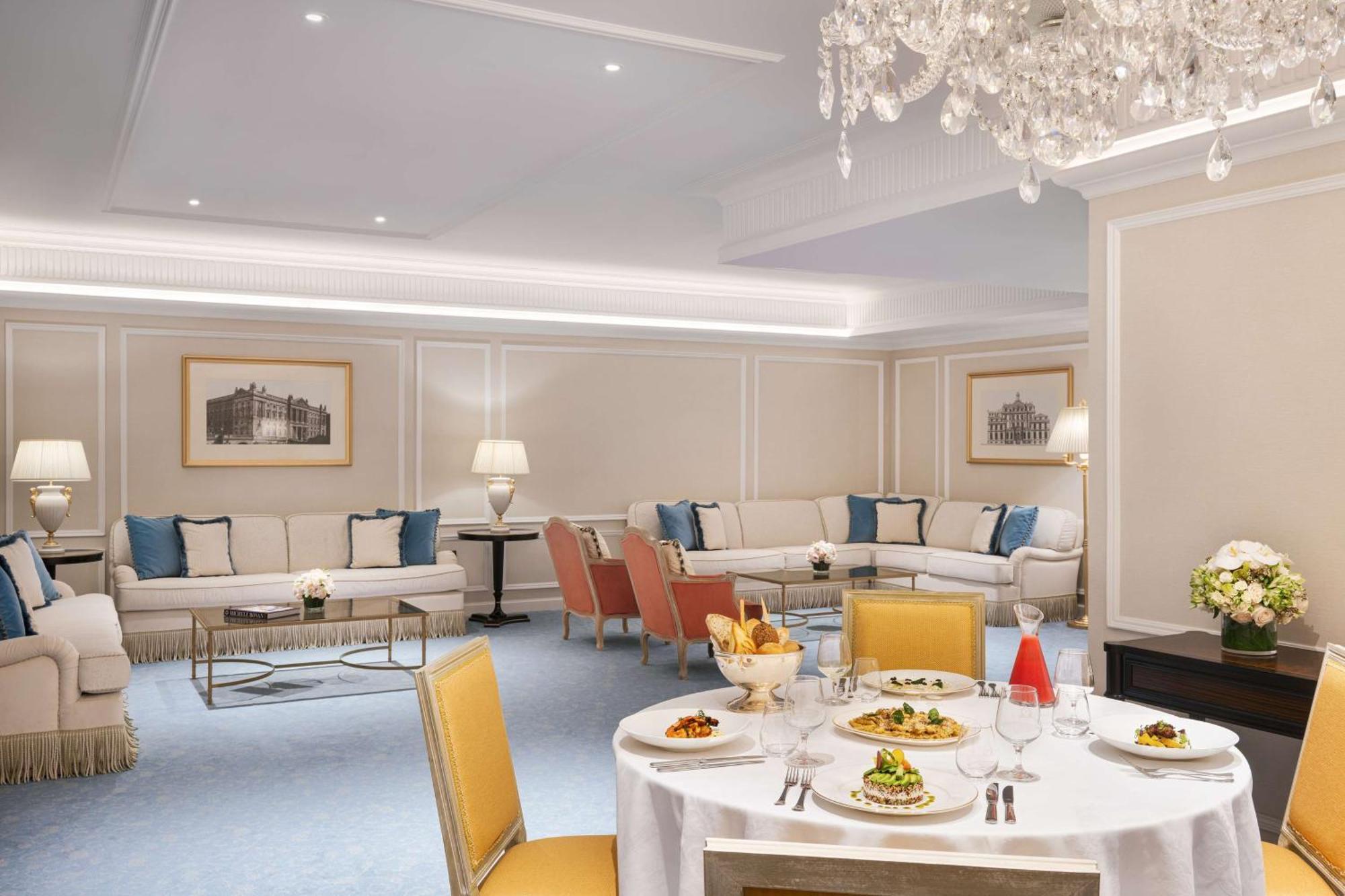 The Plaza Doha, Lxr & Ad Dawhah